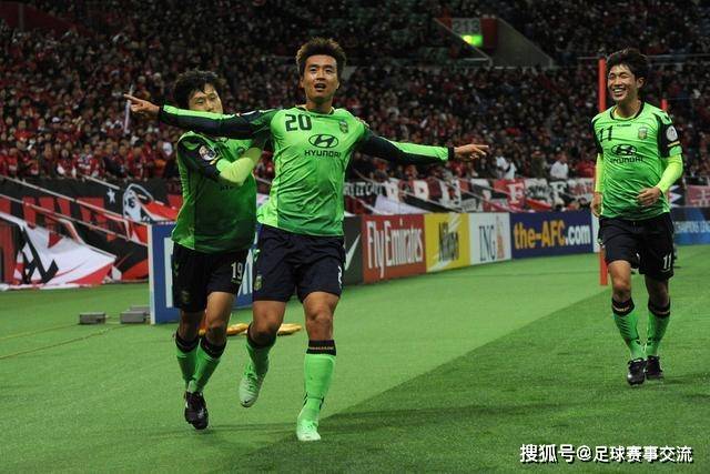 主场惨败日本男篮19分！中国男篮乱打一气，又被逼入绝境